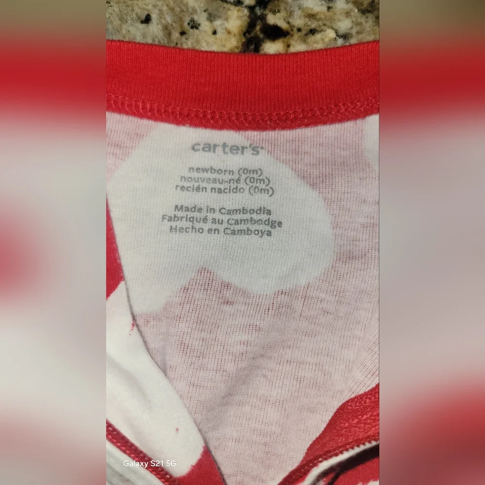 2 Baby Valentine's Day Red and Pink Heart Footies Size NEWBORN